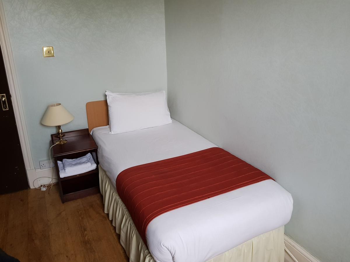 Forest View Hotel London Kültér fotó